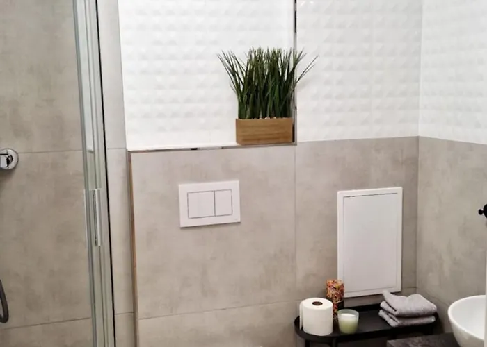 Pola Mokotowskie Next To Metro Station Apartament