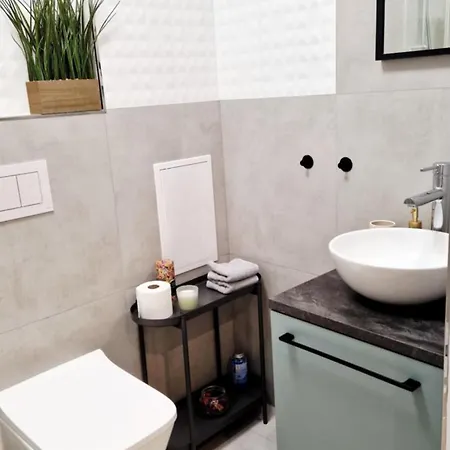 Pola Mokotowskie Next To Metro Station Apartment Warschau