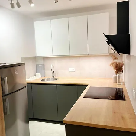 Apartment Pola Mokotowskie Next To Metro Station