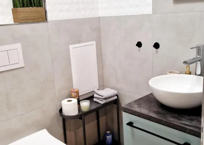 Pola Mokotowskie Next To Metro Station Apartamento Varsóvia