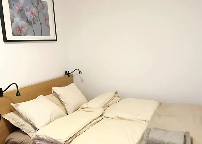 Pola Mokotowskie Next To Metro Station Apartamento